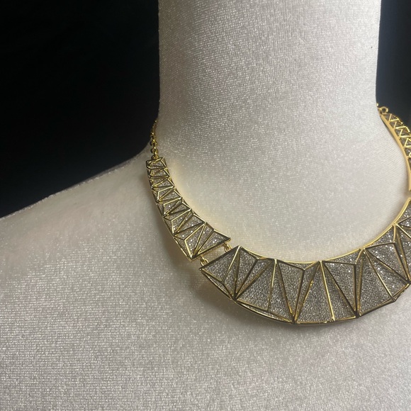 NWOT nOir Elegant Gold and Silver Geometric Necklace - Picture 4 of 8